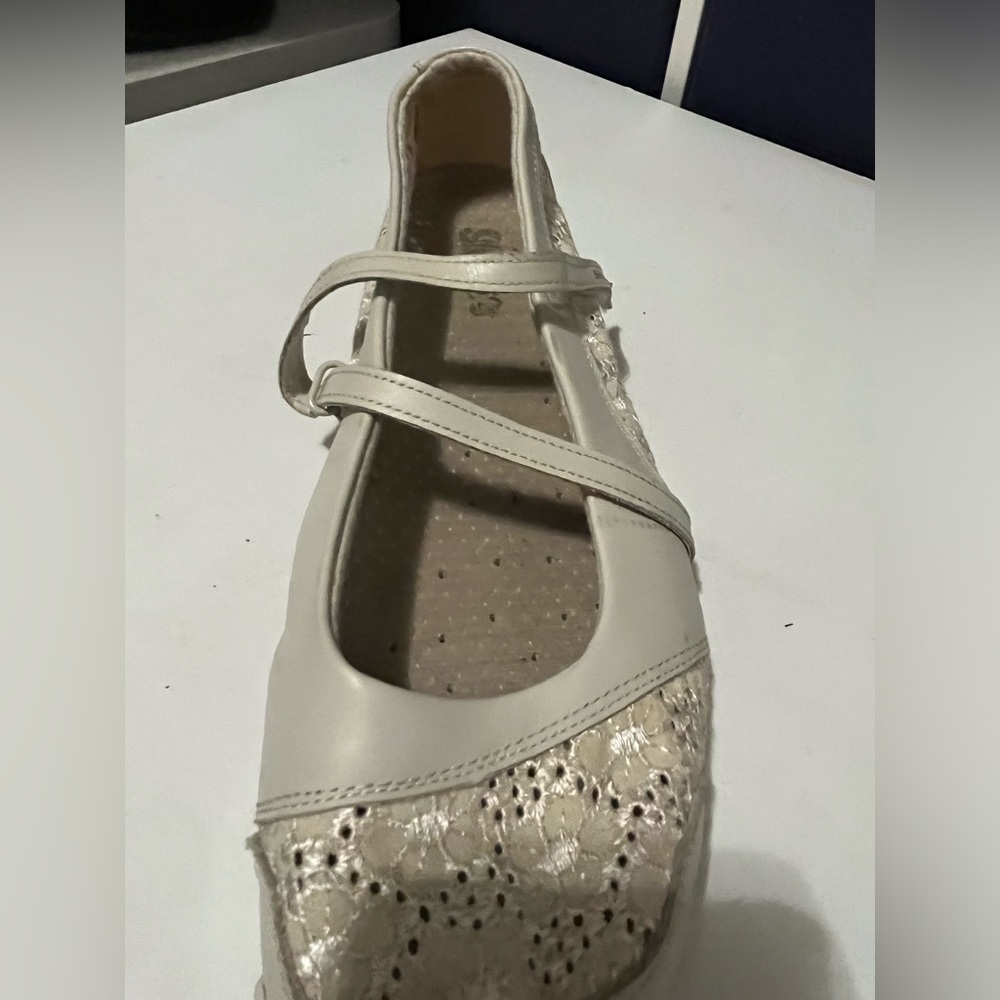 Skechers Active Bikers Luxe Off White Lace Z Strap Mary Jane Shoes Women's 9.5 - Picture 10 of 16